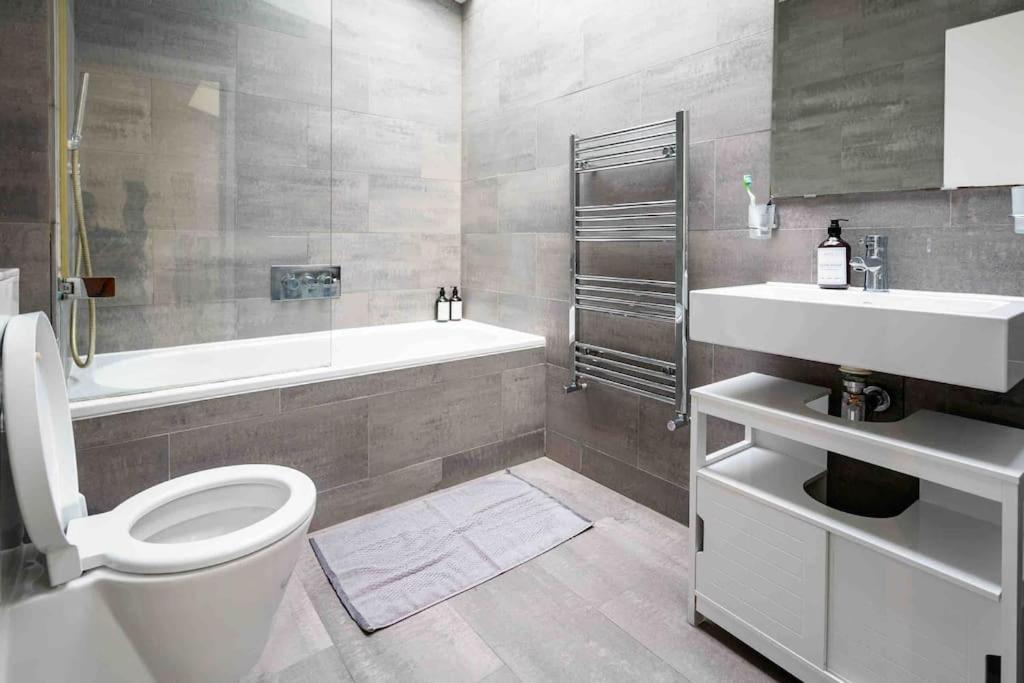 Sweet 3Brs House Close To Oxford & Soho London Exteriör bild